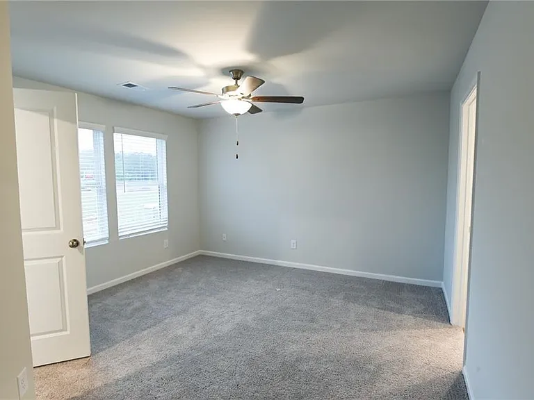 115 Village Green Dr #166 — Photo 16