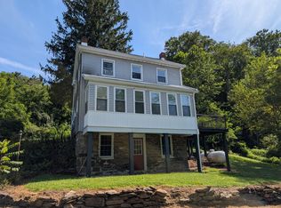 3374 W Springfield Rd, Glen Rock, PA 17327