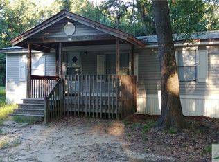 17 Green Oaks Dr, Midway, GA 31320