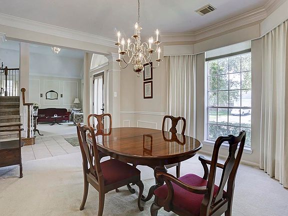 5th image of 6602 Knoll Park Dr