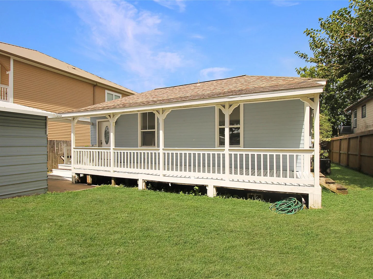 3 bed, 1.0 bath, 1140 sqft, $1,550 — Photo 4