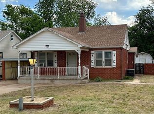 906 N Walker Ave, Elk City, OK 73644