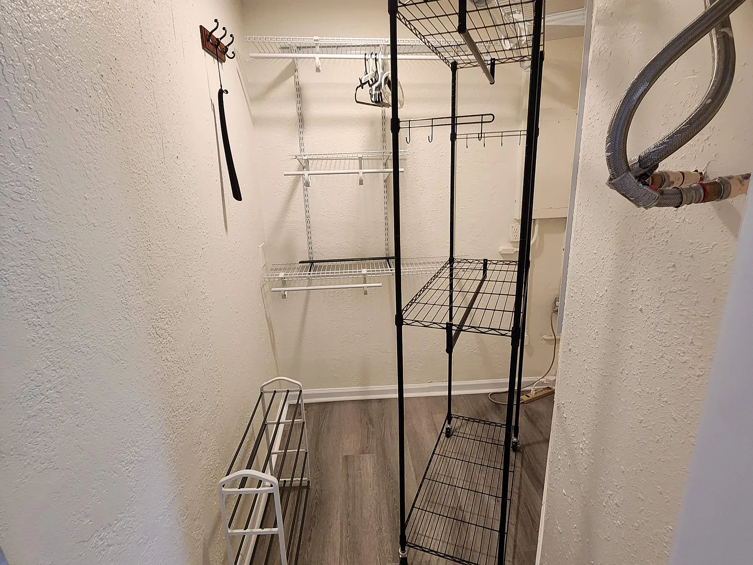 3 bed, 1750 sqft, $3,200 — Photo 4