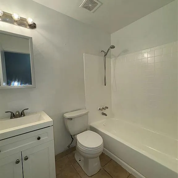 1132 NW 4th Ave #1 — Photo 5