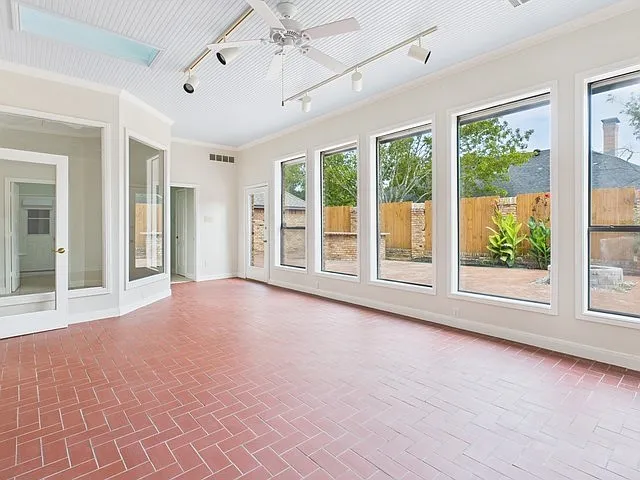 1178 Oval Dr — Photo 14