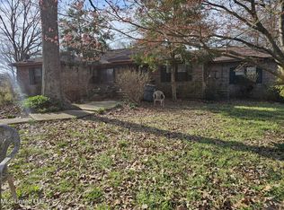 1821 Star Landing Rd, Nesbit, MS 38651