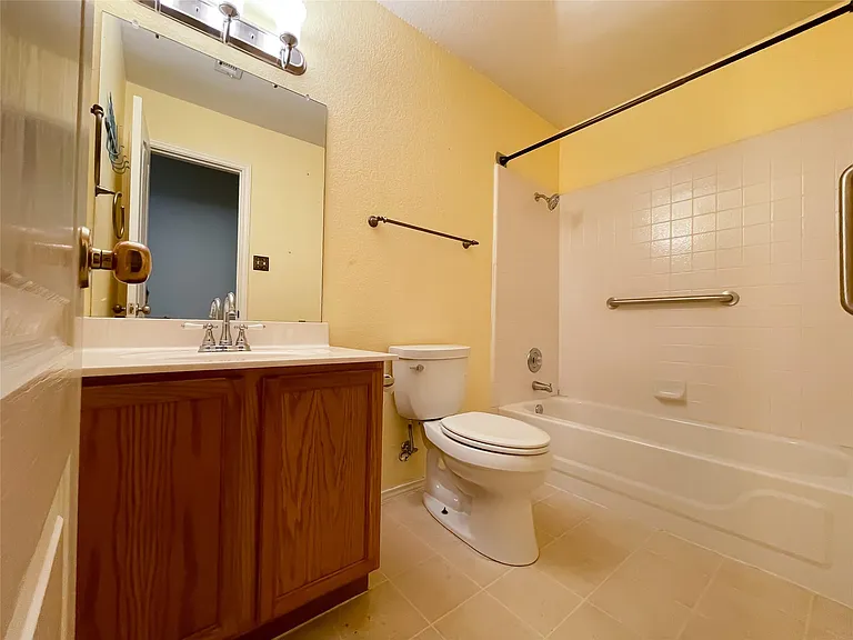 3906 Haleys Way — Photo 9