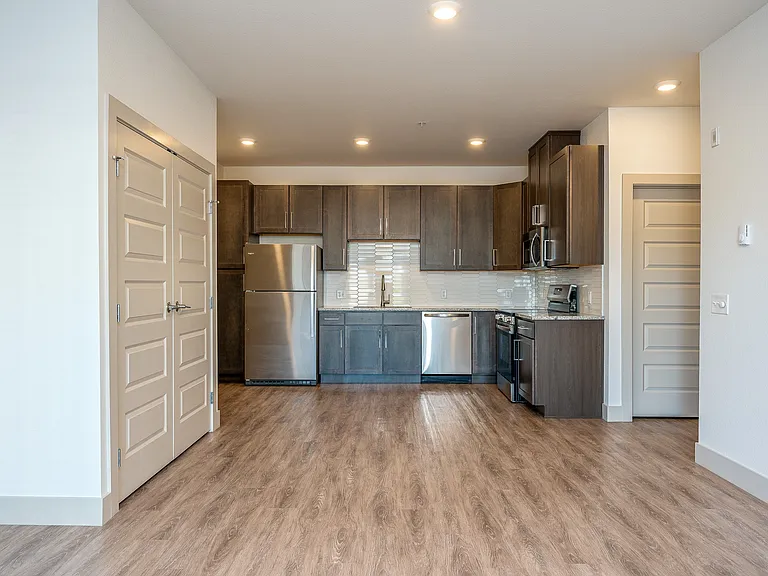 Tidewater Apartments | Kitchen & Living Area