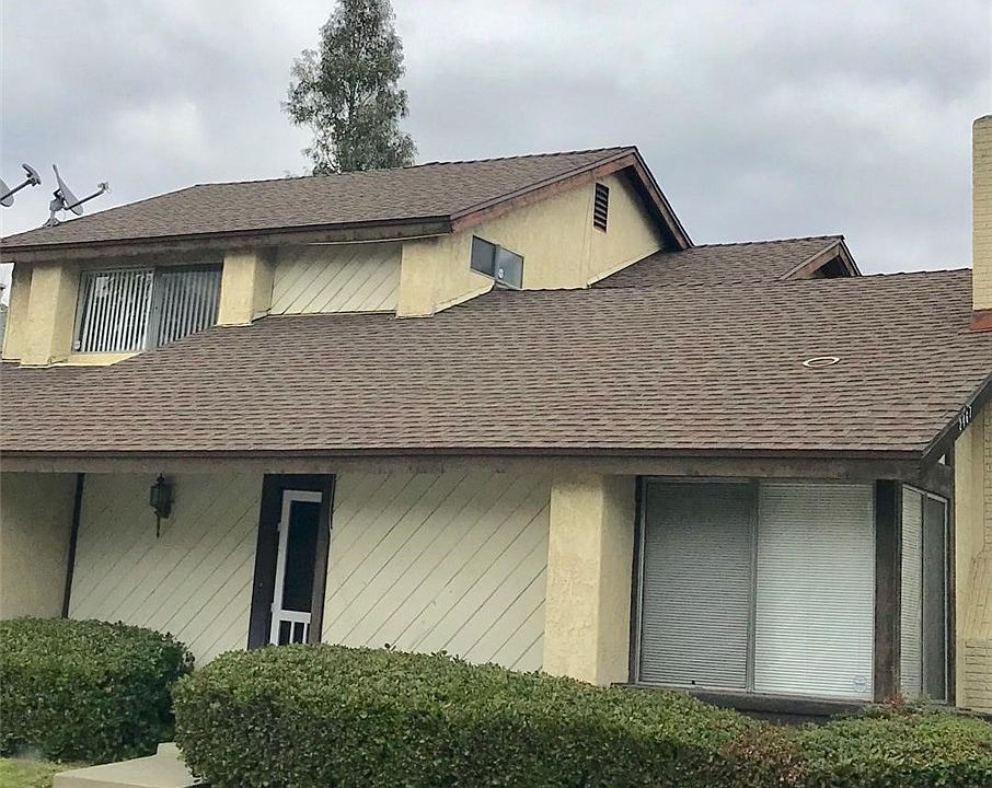 1st image of 2467 Gehrig St