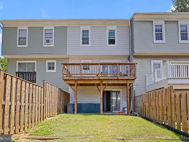 743 Saint Michaels Dr — Photo 14