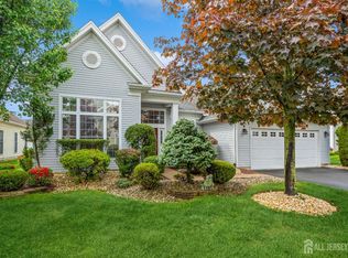 13 Hogan Way, Monroe Township, NJ 08831