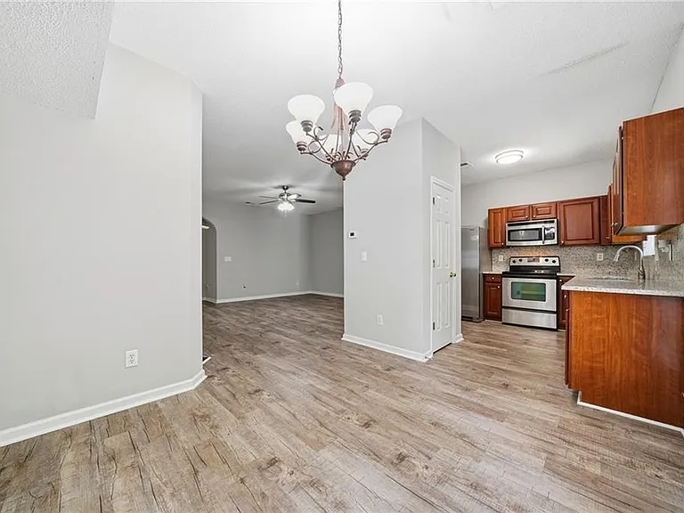 5682 Lawley Dr — Photo 12
