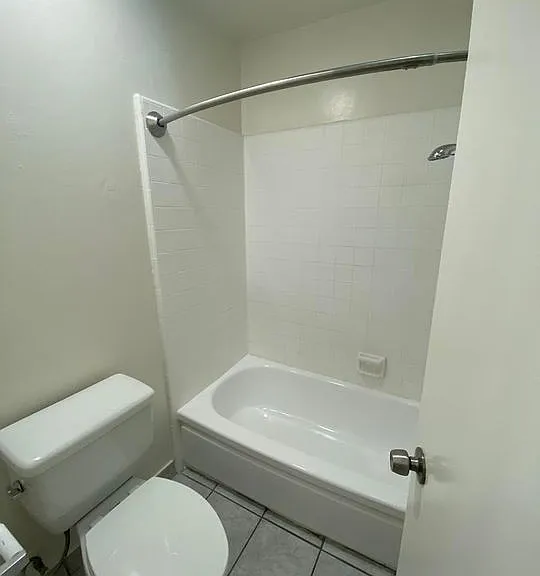 1815 N. Serrano Avenue, — Photo 11