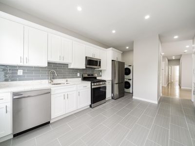 128 Booraem Ave APT 3, Jersey City, NJ, 07307