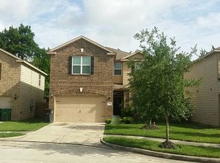 8107 Hall Lake Dr, Houston, TX 77075