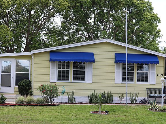 2nd image of 1709 Hilton Head Blvd