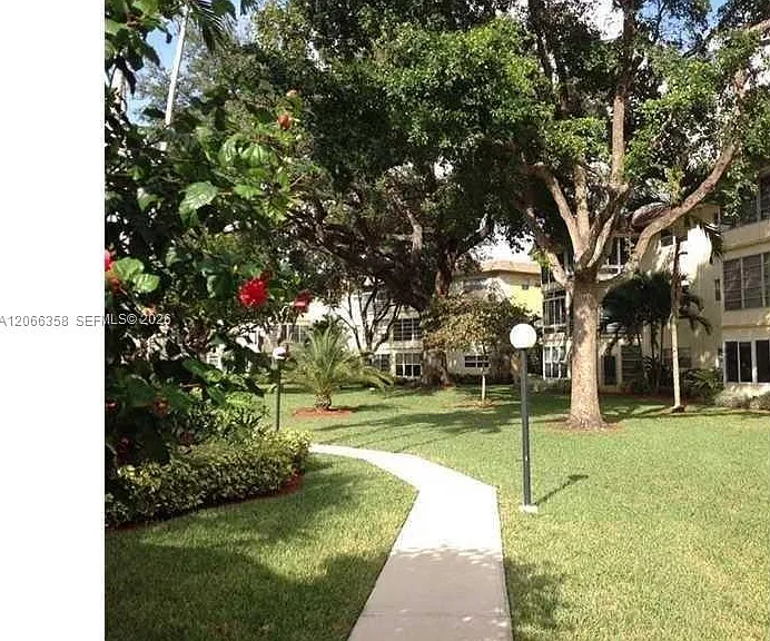 5181 W Oakland Park Blvd #312 — Photo 8