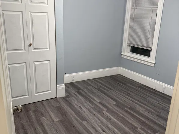 (undisclosed Address), Lowell, MA 01850