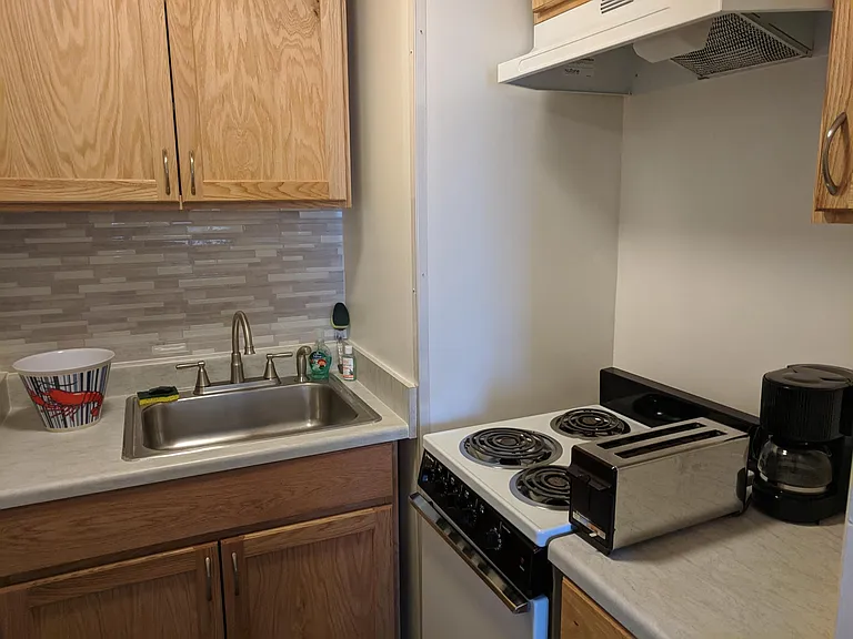 66 E Grand Ave #1 — Photo 6