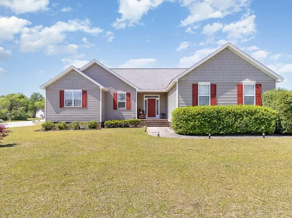 11 Braxton Ct, Erwin, NC 28339