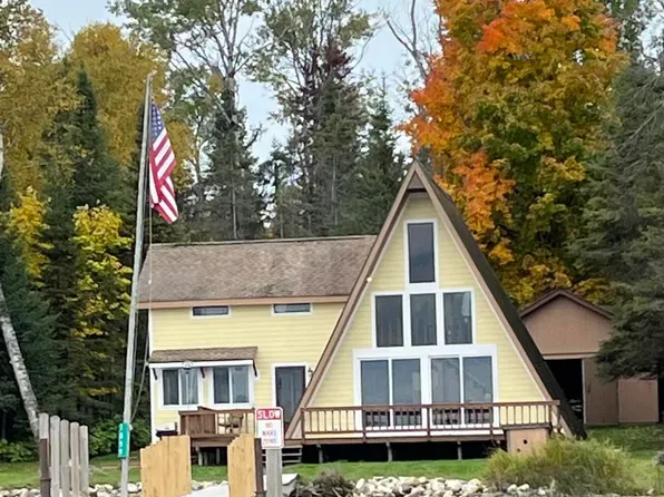 1859 S Fenlon St, Cedarville, MI 49719