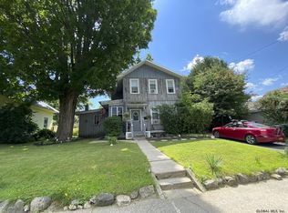 10 Grandoe Ln, Gloversville, NY 12078