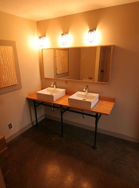 2nd image of 201 North St APT 3