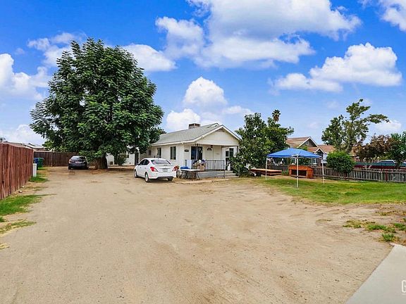 3rd image of 741 S Shafter Ave