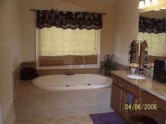 Jacuzzi Tub