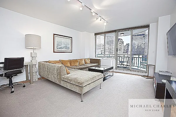 Rented by Michael Charles New York | media 7