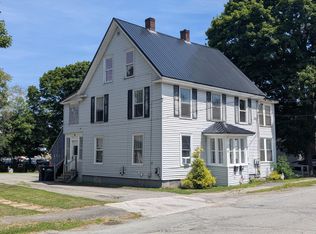 3 Dean St, Bangor, ME 04401