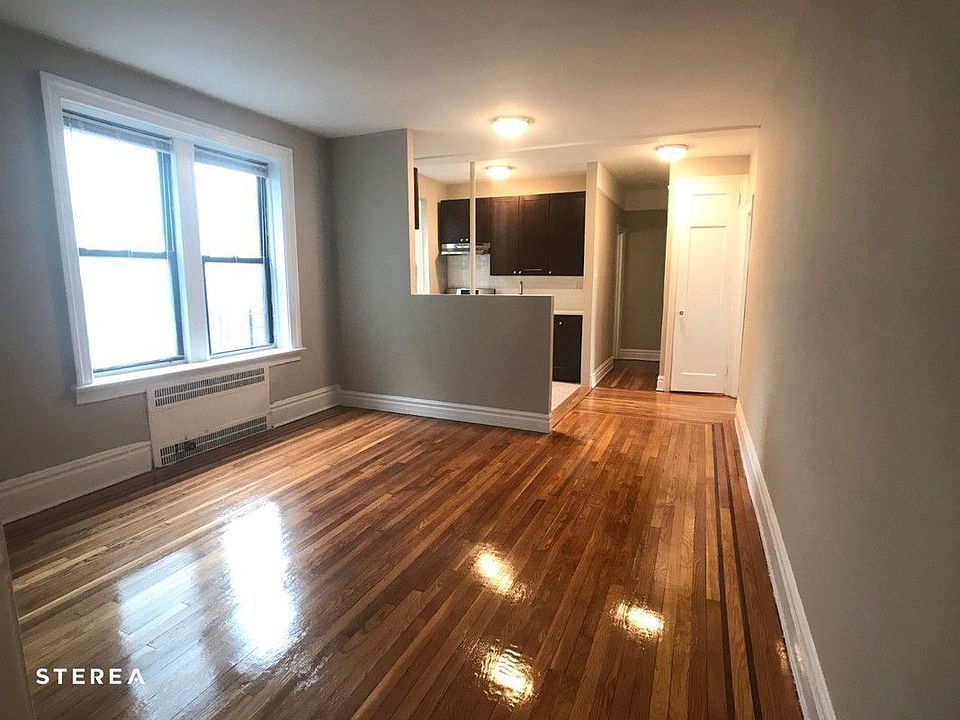 1st image of 2598 36th St APT 4J