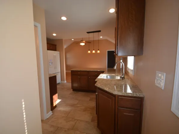 24 Mount Olive Rd, Budd Lake, NJ 07828