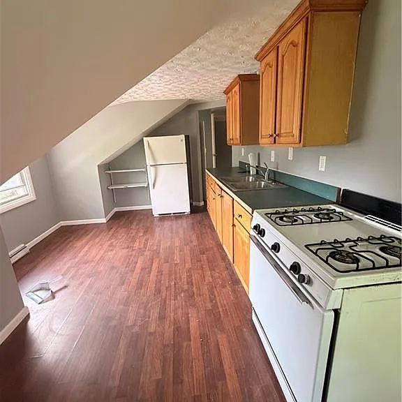1399 Barlow Rd #2 — Photo 5