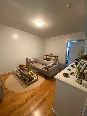 Rented by Oxford Property Group | media 17