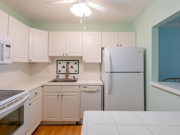 5th image of 111 Shore Court #310c