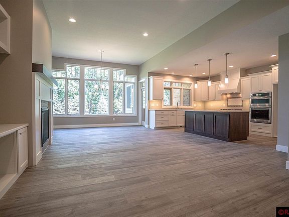 4th image of 124 Viking Ct
