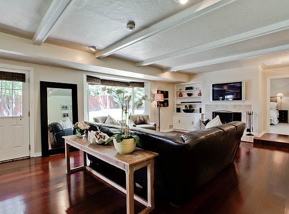 3rd image of 7141 Kendallwood Dr