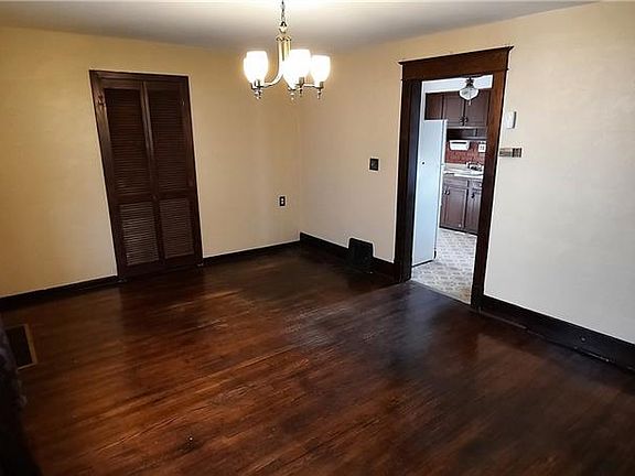 3rd image of 59 N Hazelwood Ave