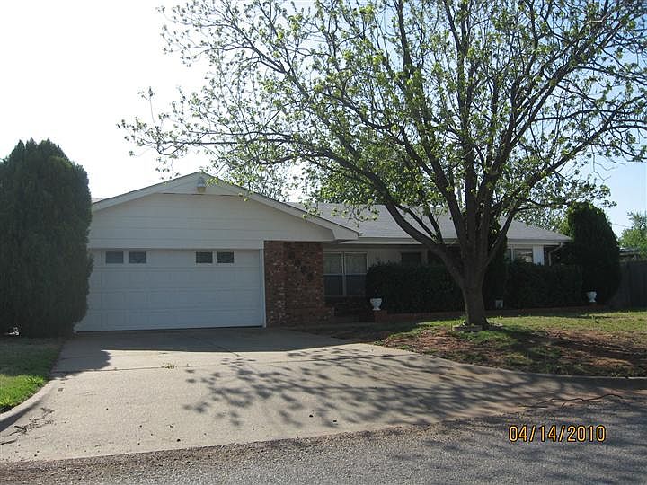 2nd image of 6324 S Robinson Ave
