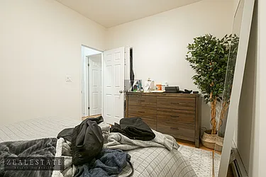 Rented by ZealEstate Group Inc