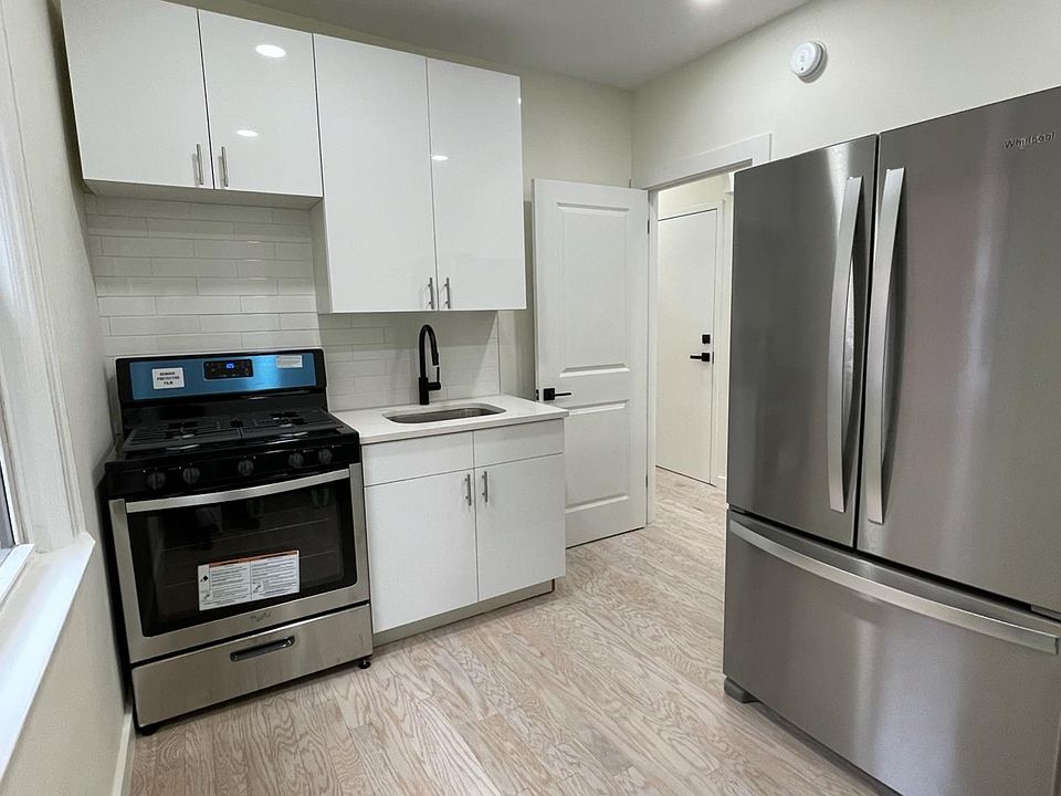 1st image of 8312 133rd Ave #2