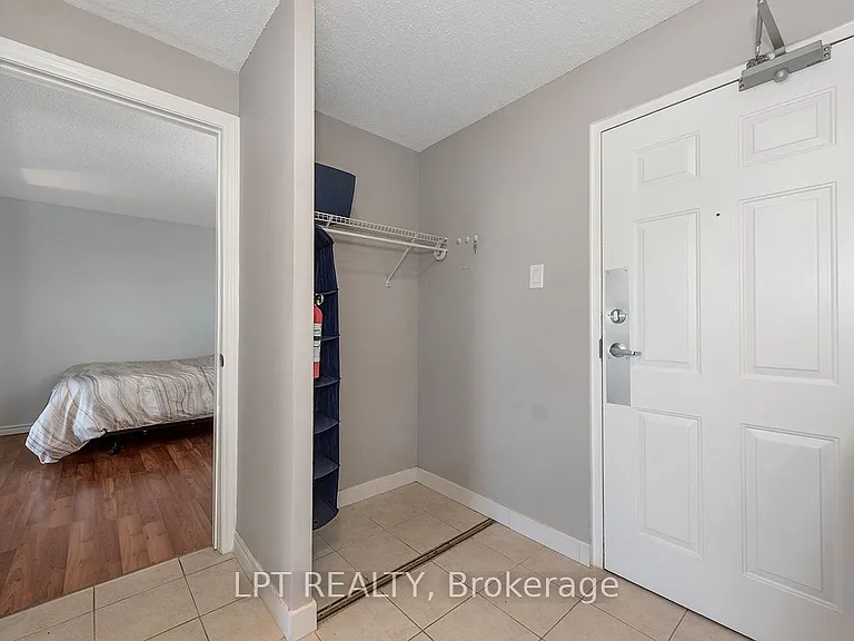 1445 Huron St #302 — Photo 4