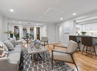 69 Pinckney St APT 1, Boston, MA 02114