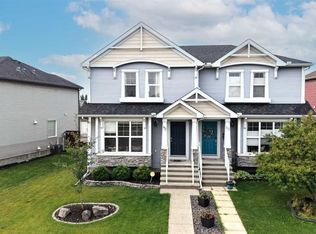 93 N Autumn Grn SE, Calgary, AB T3M0H4