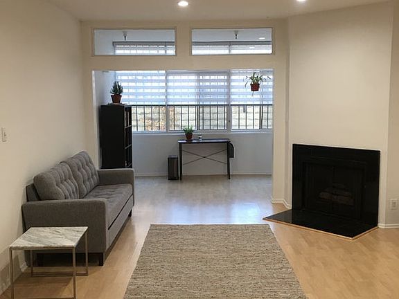 2nd image of 729 S Hobart Blvd APT 7