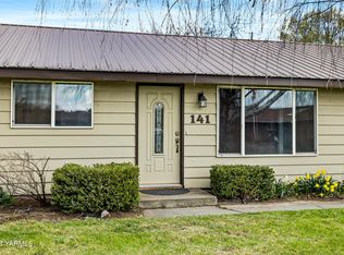 141 Basalt Way, Yakima, WA 98908