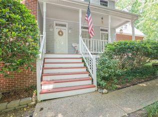 8531 Hillcreek Dr, Midlothian, VA 23112