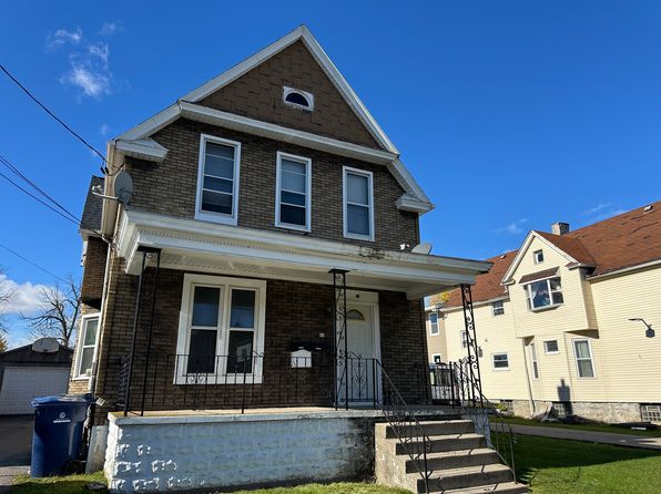 22 Sprenger Ave Unit 2