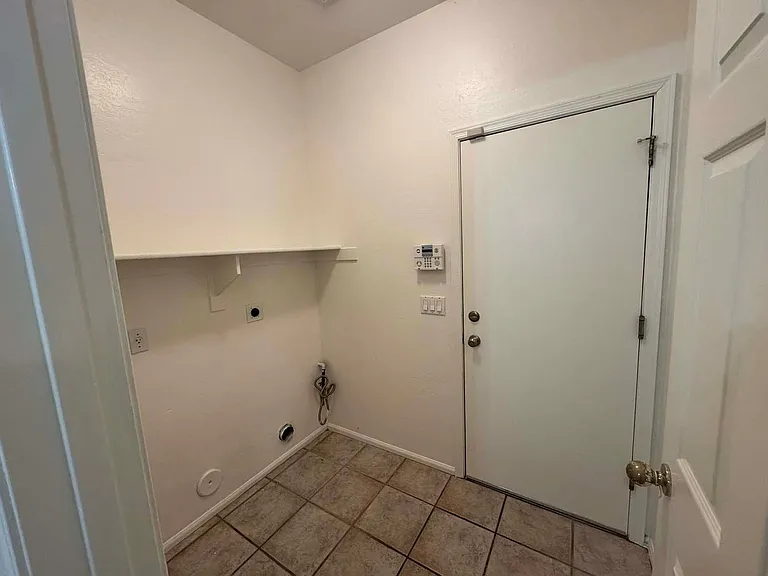 7339 E Lakeview Ave — Photo 16